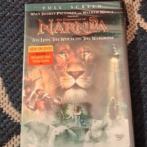 Walt Disney THE CHRONICLES OF NARNIA THE LION THE WITCH AND THE WARDROBE on DVD